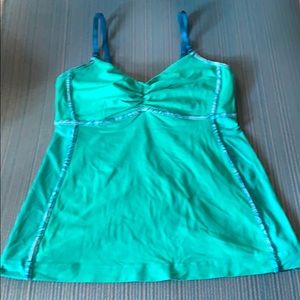 Lululemon workout top